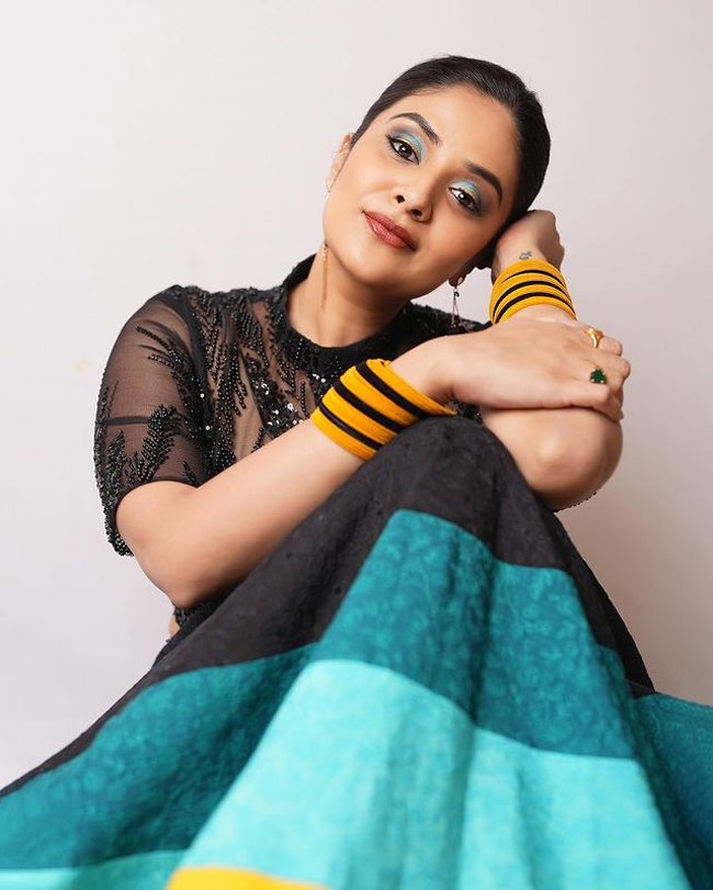Staggering Clicks Of Stunning Sreemukhi